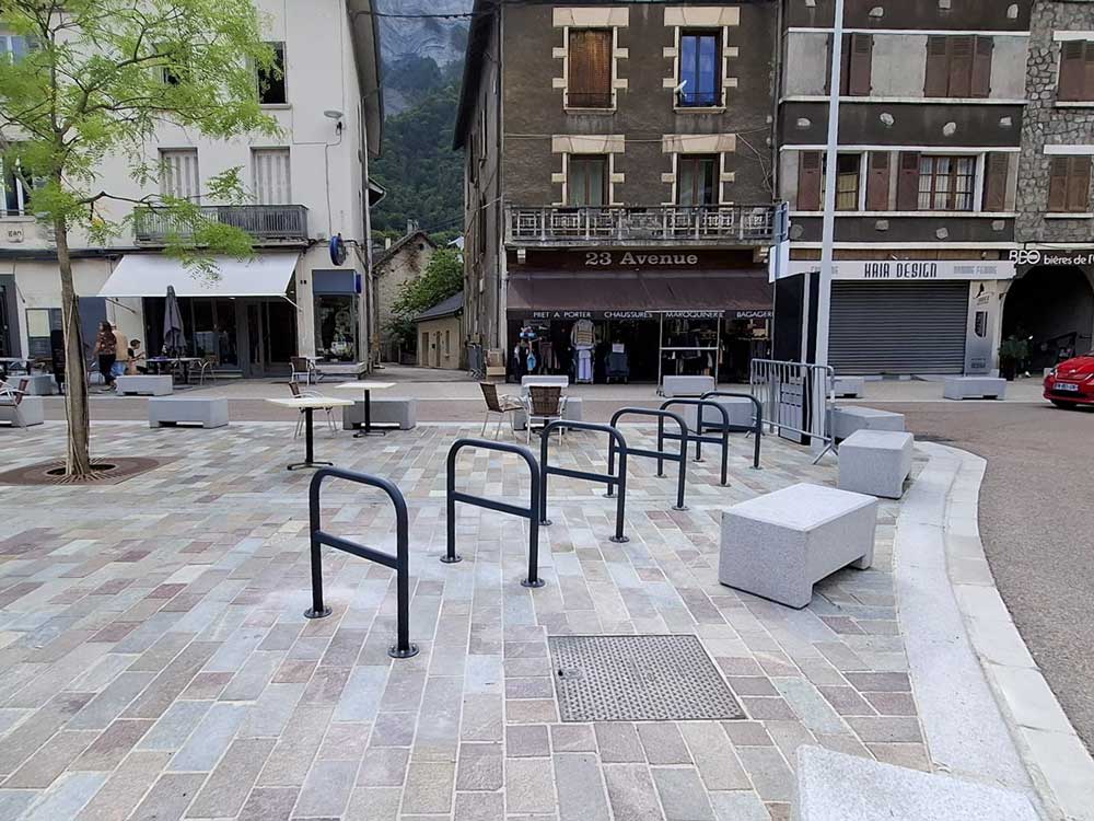 Installation stationnements vélos – CC de l'Oisans (38)